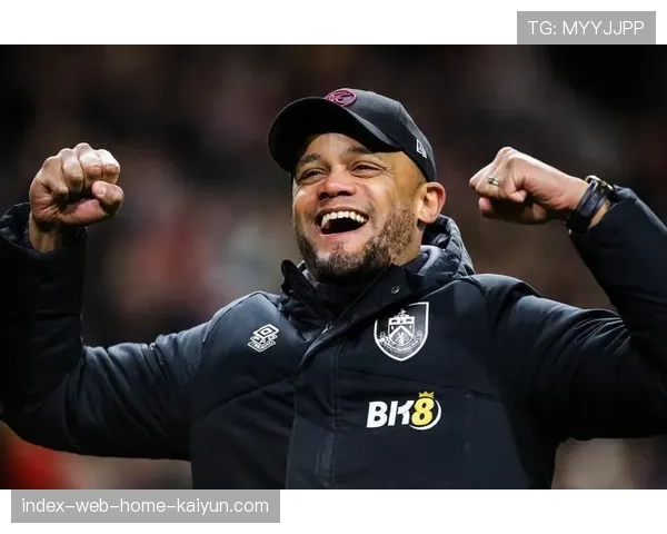 孔帕尼高位压迫体系成效显著 拜仁攻防转换速度成德甲各队难题 孔帕尼高位压迫体系成效显著 拜仁攻防转换速度成德甲各队难题